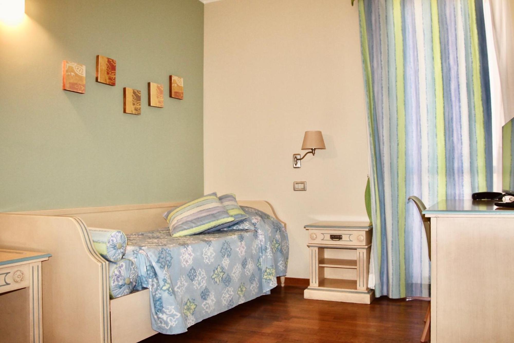 Hotel Matteotti Vercelli Eksteriør billede
