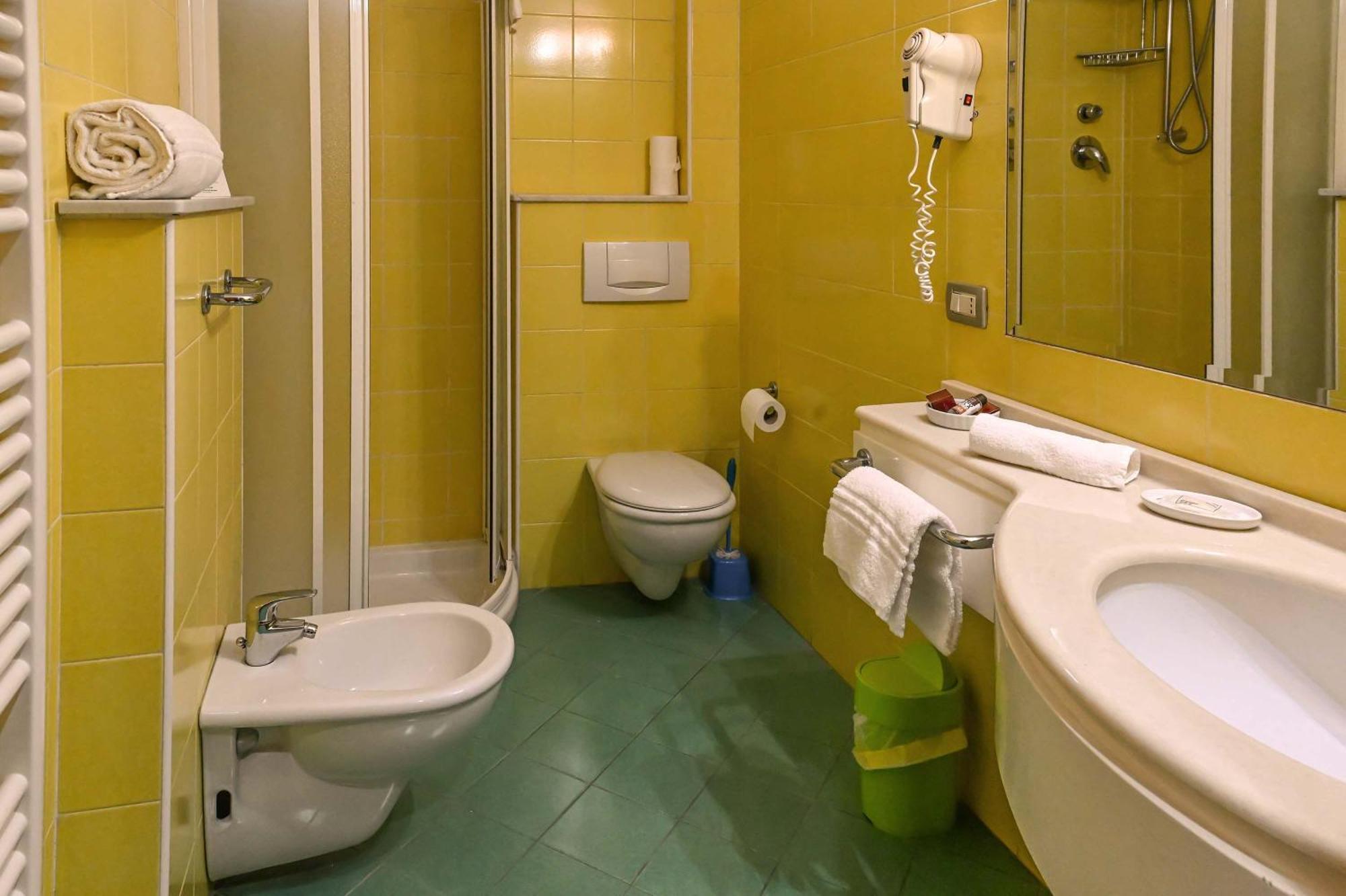 Hotel Matteotti Vercelli Eksteriør billede