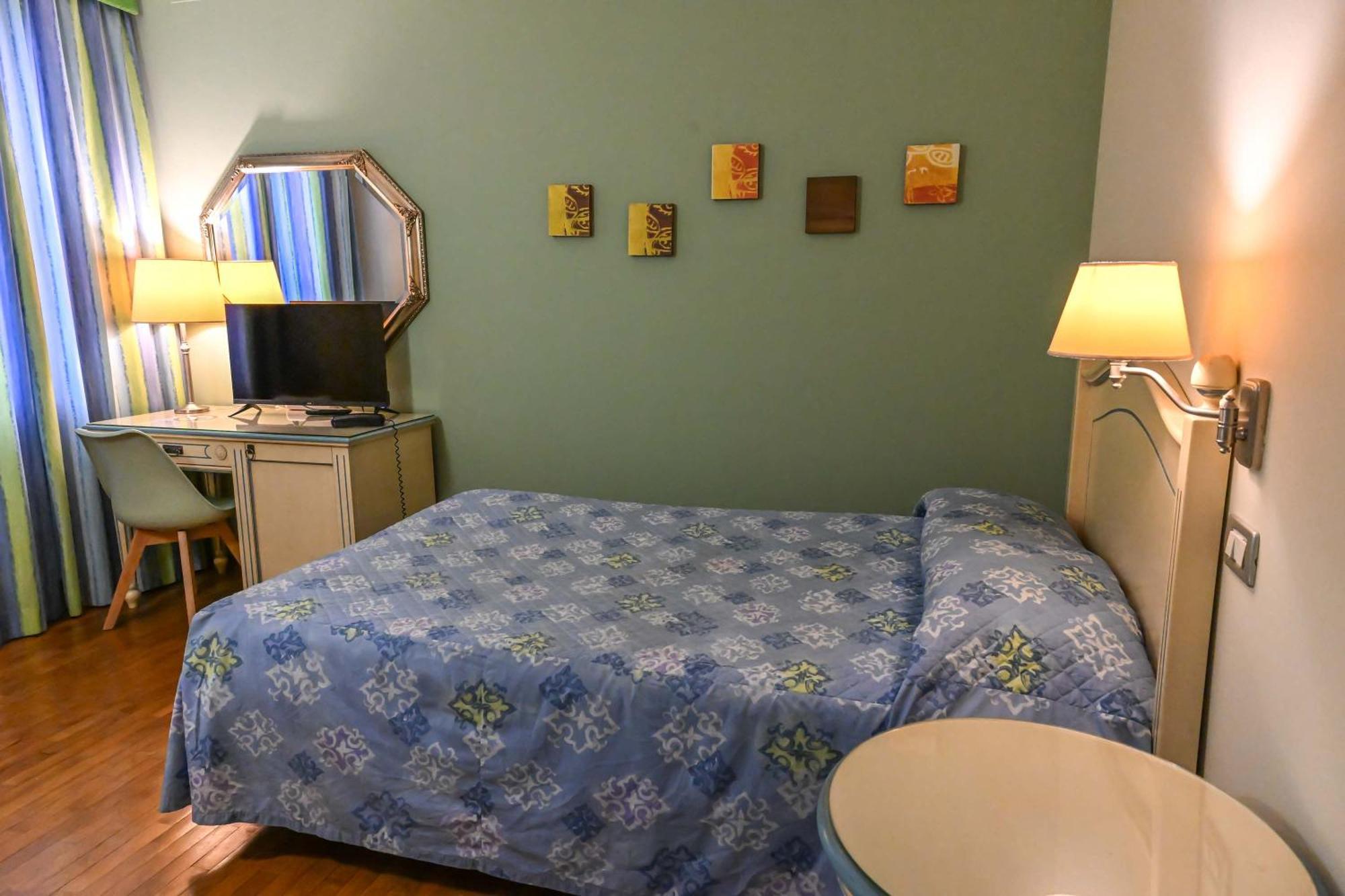 Hotel Matteotti Vercelli Eksteriør billede