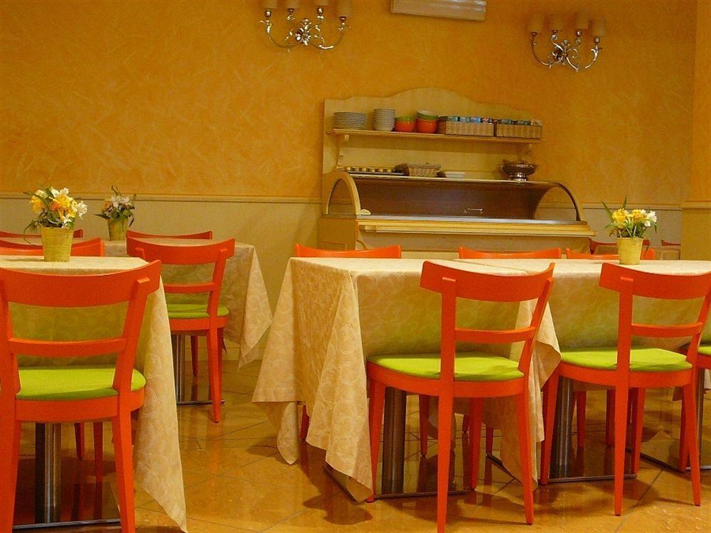 Hotel Matteotti Vercelli Eksteriør billede